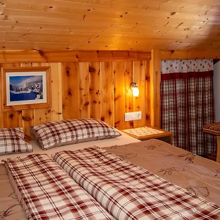 Gasteinerhuette Im Zirbenwald Salzburg Dom wakacyjny *